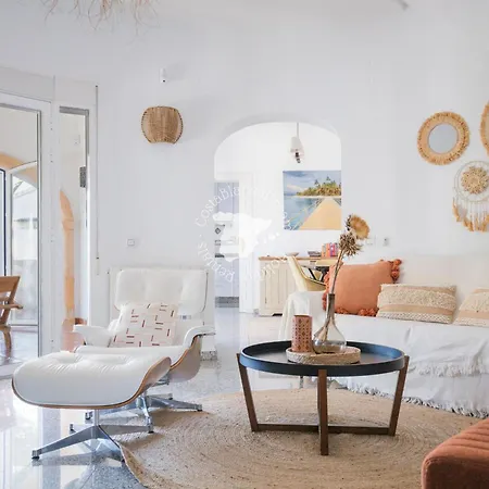 Clementine Villa *